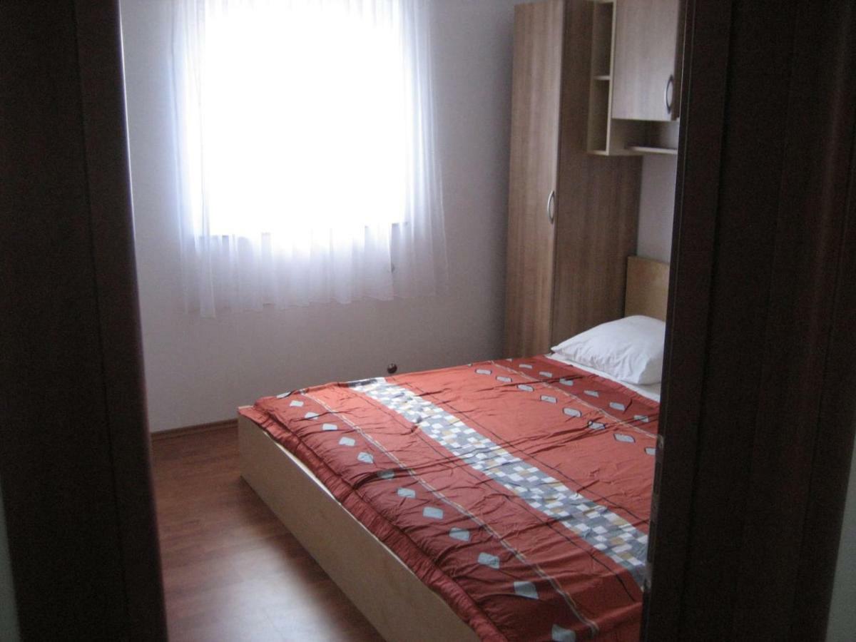 Haus Milana Apartment Nin Exterior photo